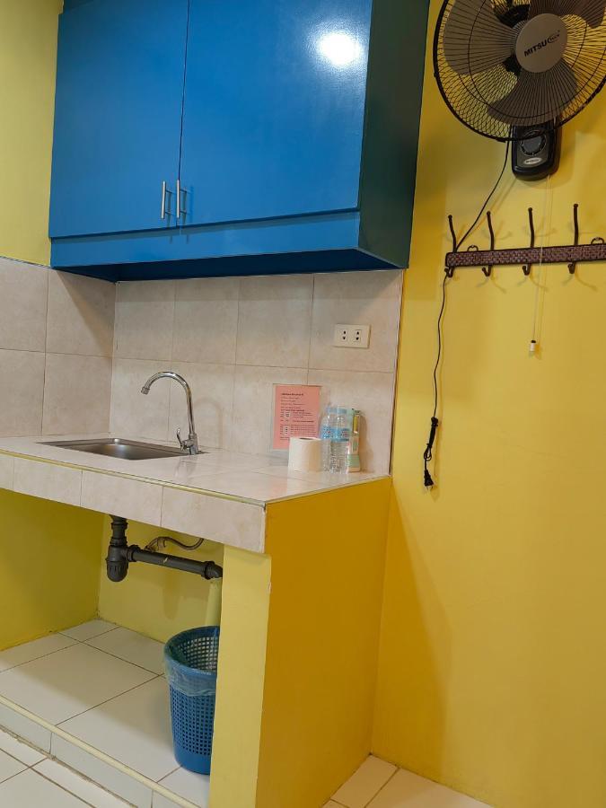 Yellowpad Hotel Davao City Exteriör bild